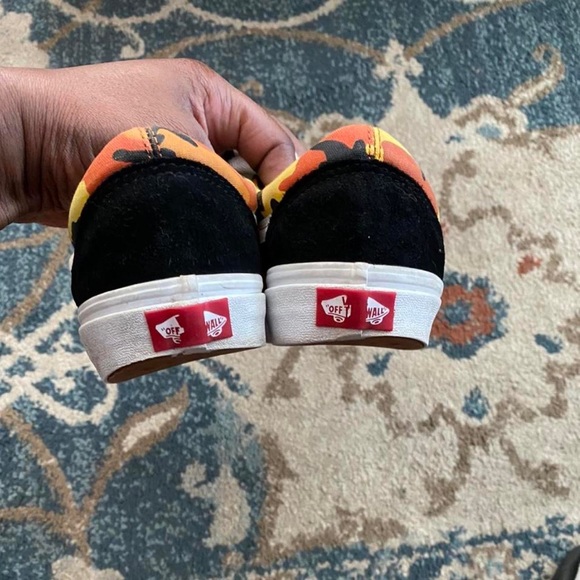 Vans Flame Old School Sneakers Mens 7 Black/Orange/ White Streetwear - Picture 3 of 4